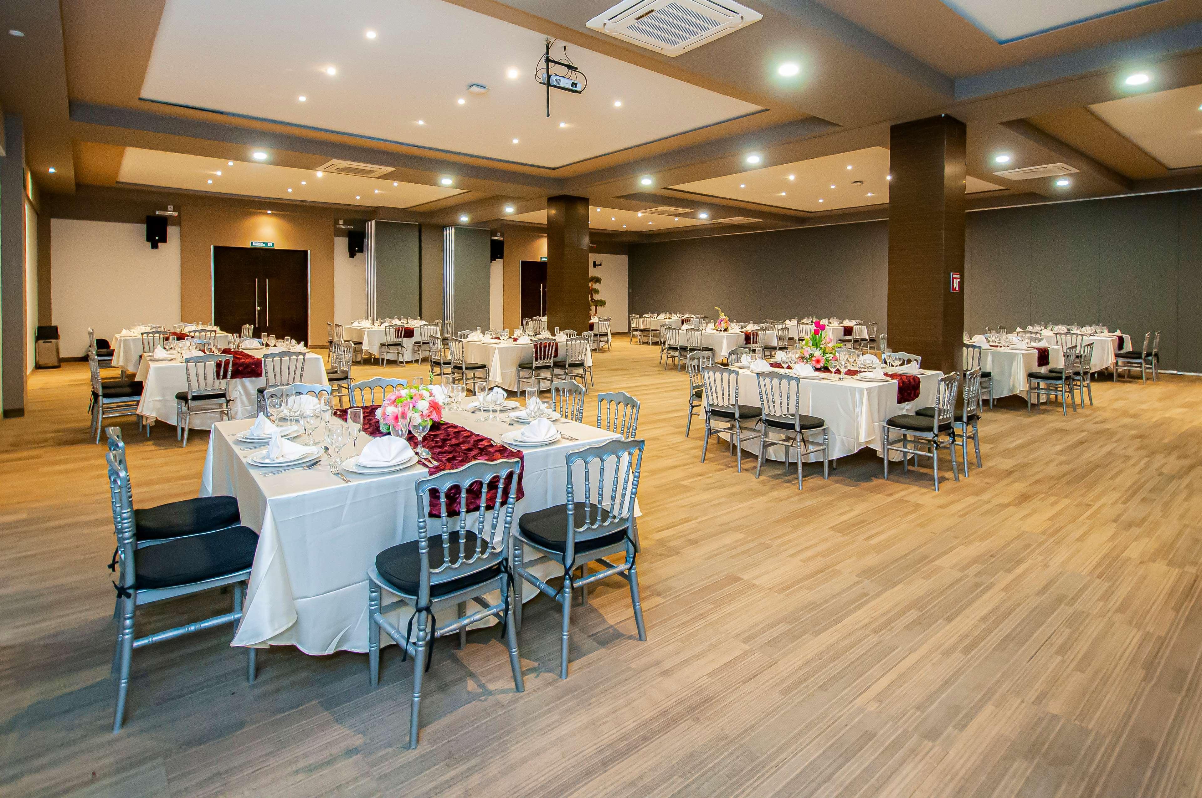 Best Western Oak Meadows Inn Saint Helens Zewnętrze zdjęcie