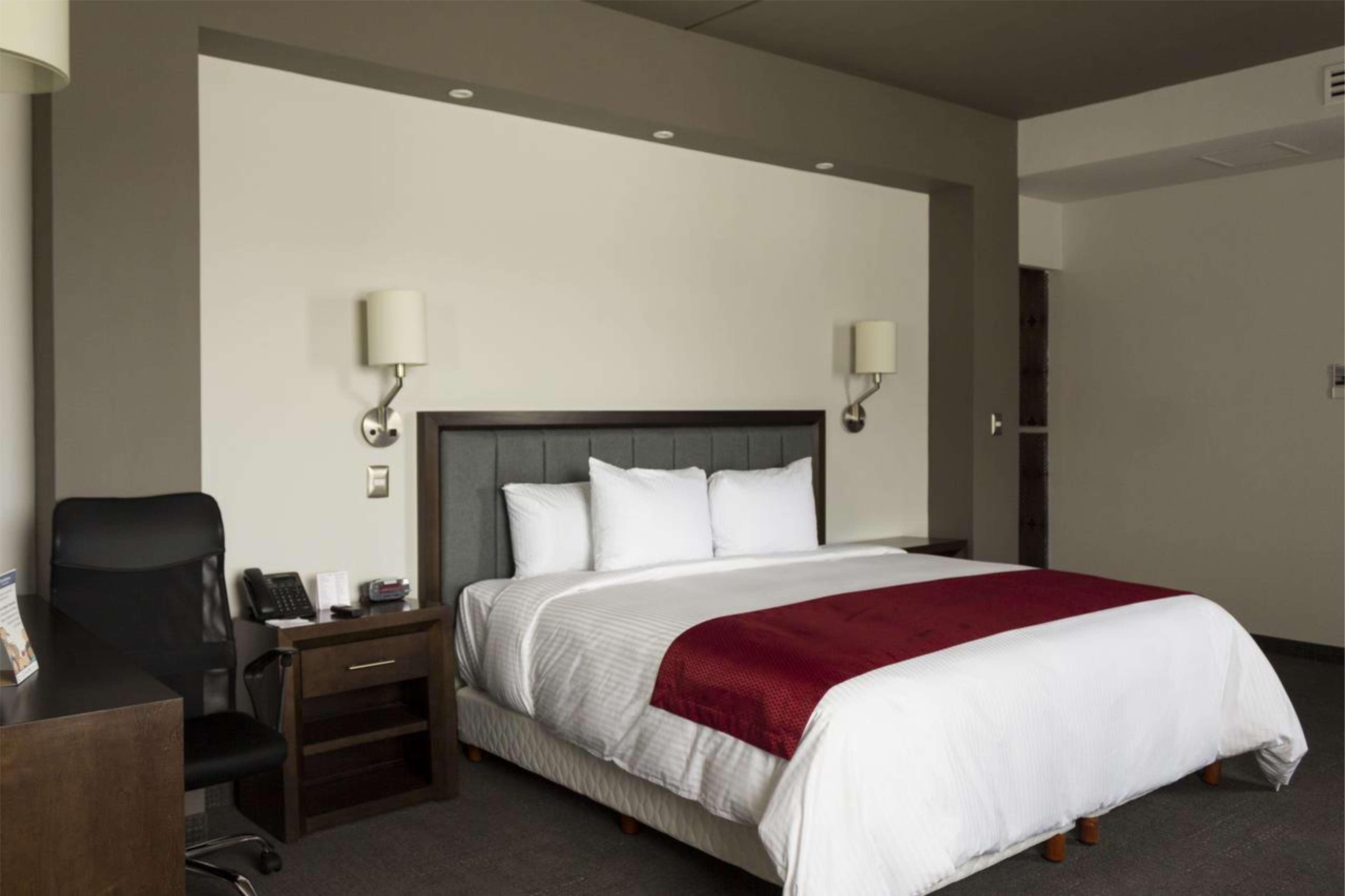 Best Western Oak Meadows Inn Saint Helens Zewnętrze zdjęcie