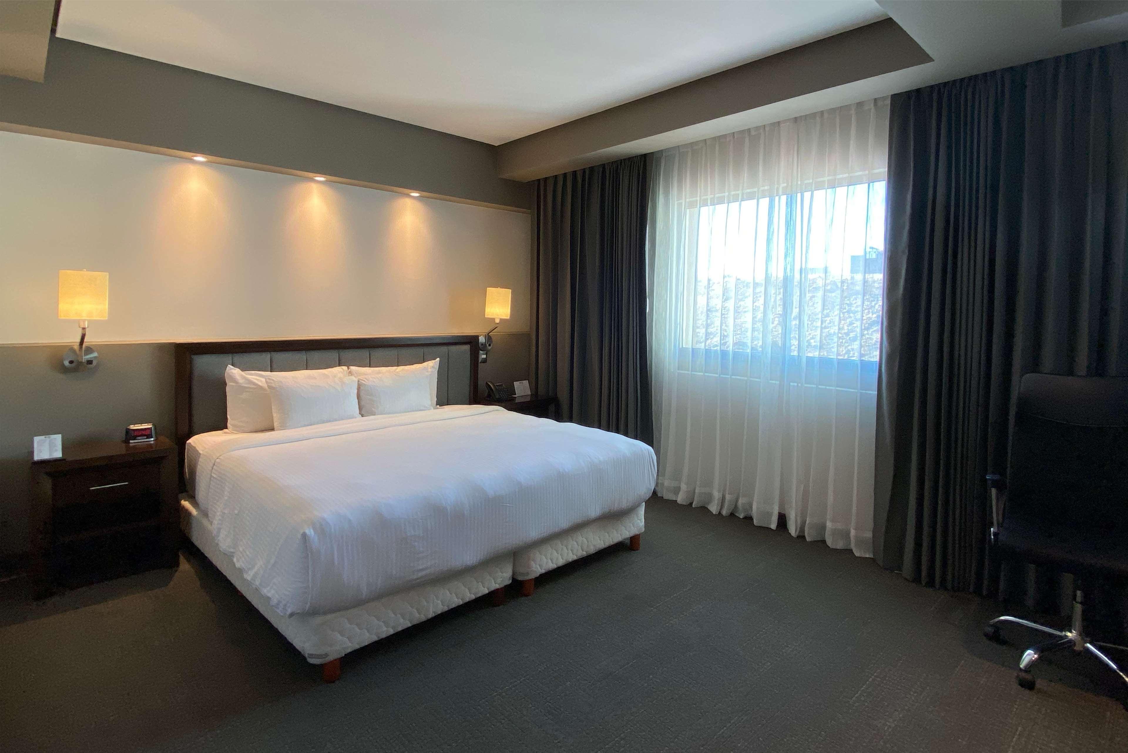 Best Western Oak Meadows Inn Saint Helens Zewnętrze zdjęcie